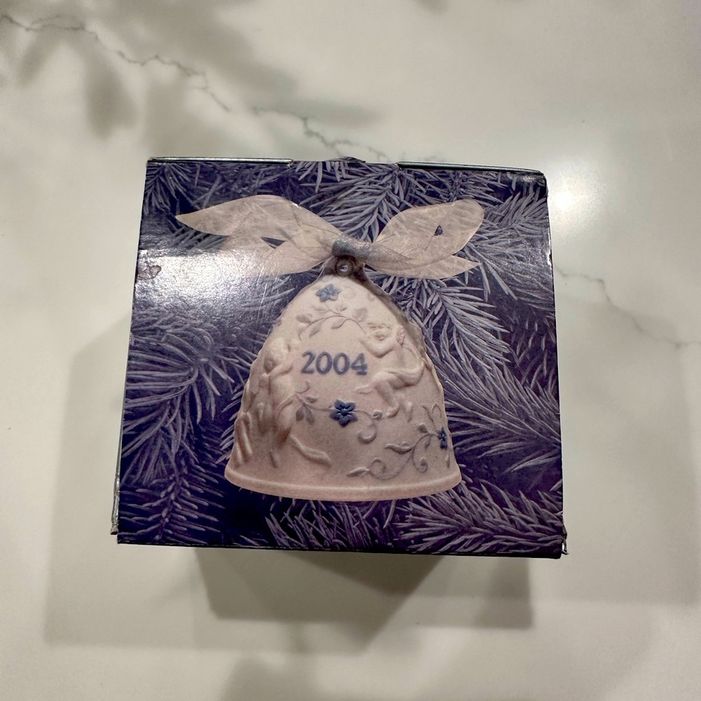 LLadro very rare Christmas Bell from 2004